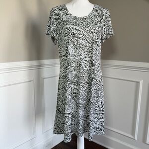 ivy Lane Elegant Green and White Paisley Dress Size Large